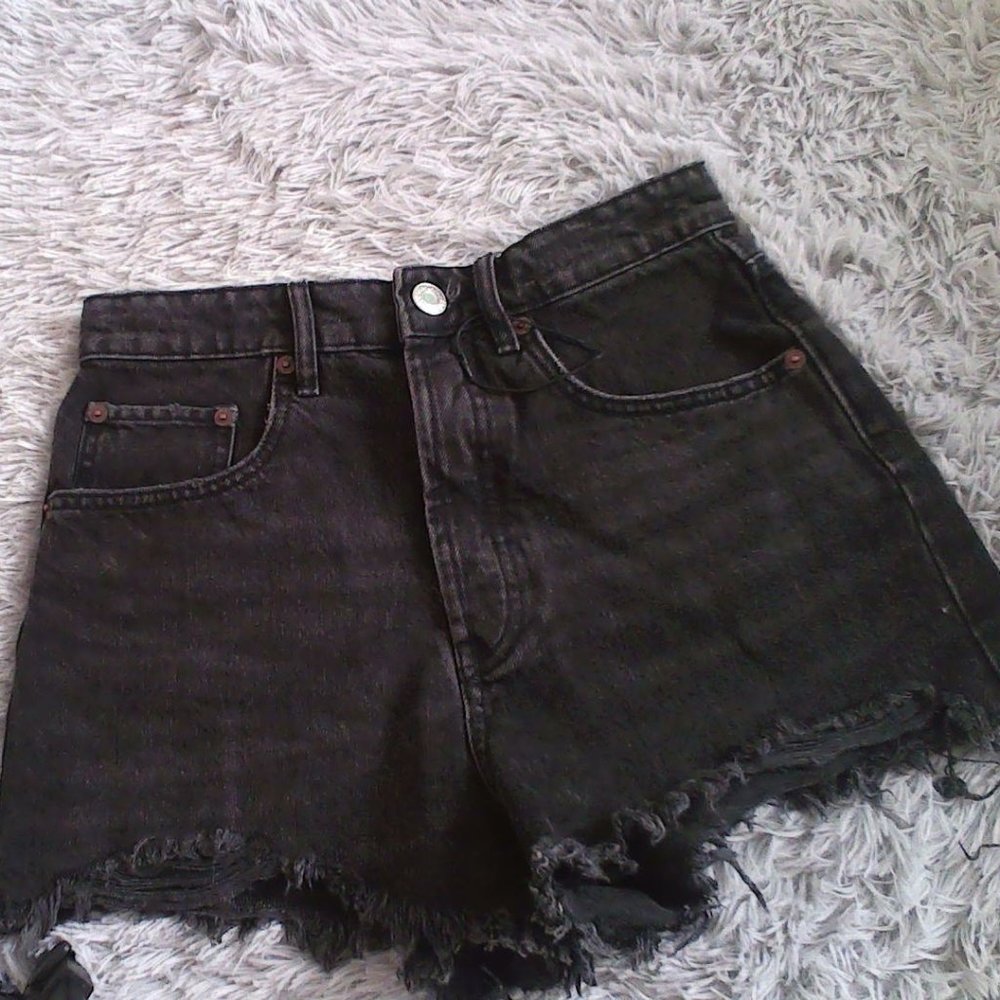 zara denim shorts